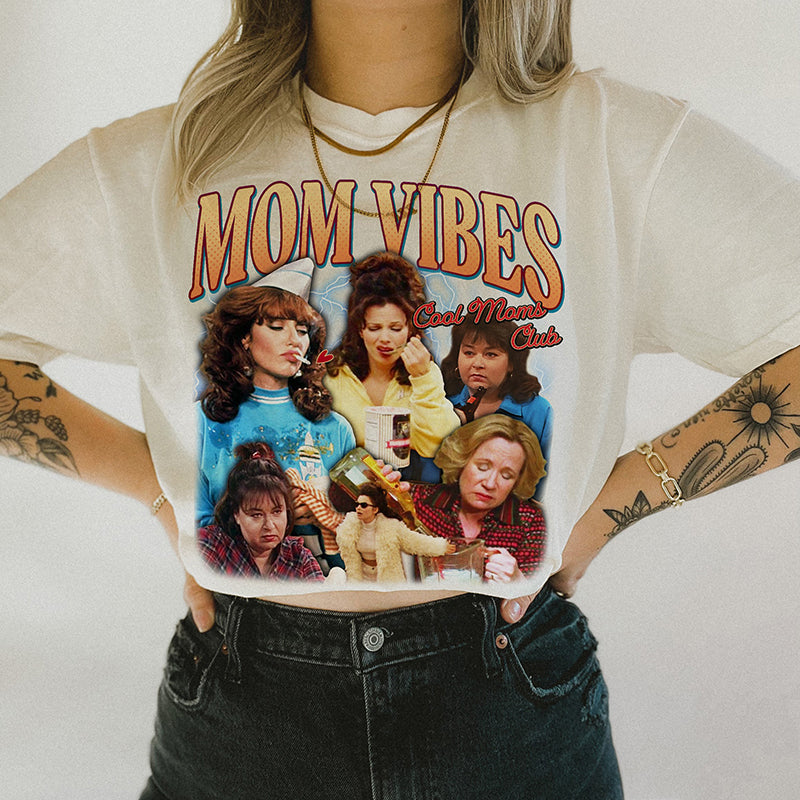 90s Mom Vibes Heavyweight Tee