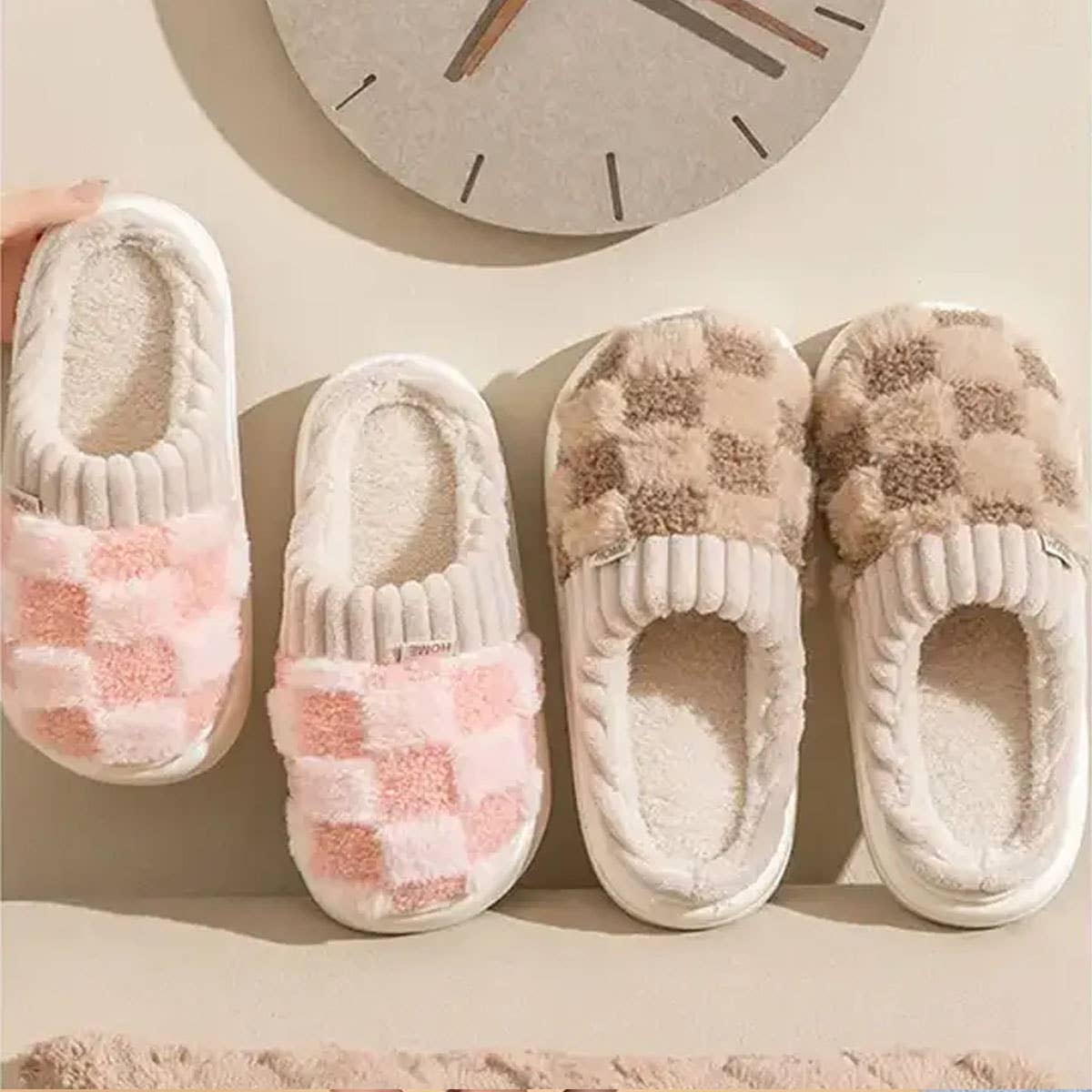 Pink Checkered Fuzzy Slippers – Cozy Indoor House Shoes for Women