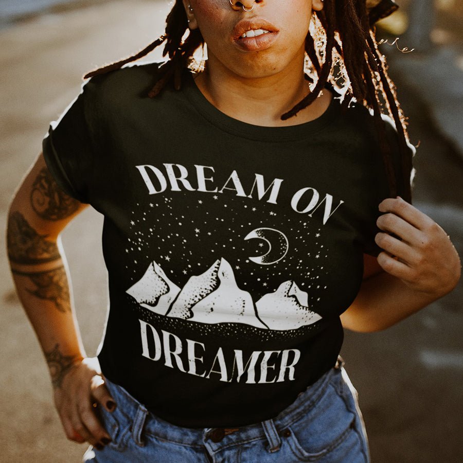 Dream On Dreamer Lightweight Tee - Alley & Rae Apparel